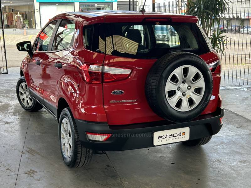 FORD - ECOSPORT - 2020/2021 - Vermelha - R$ 76.900,00
