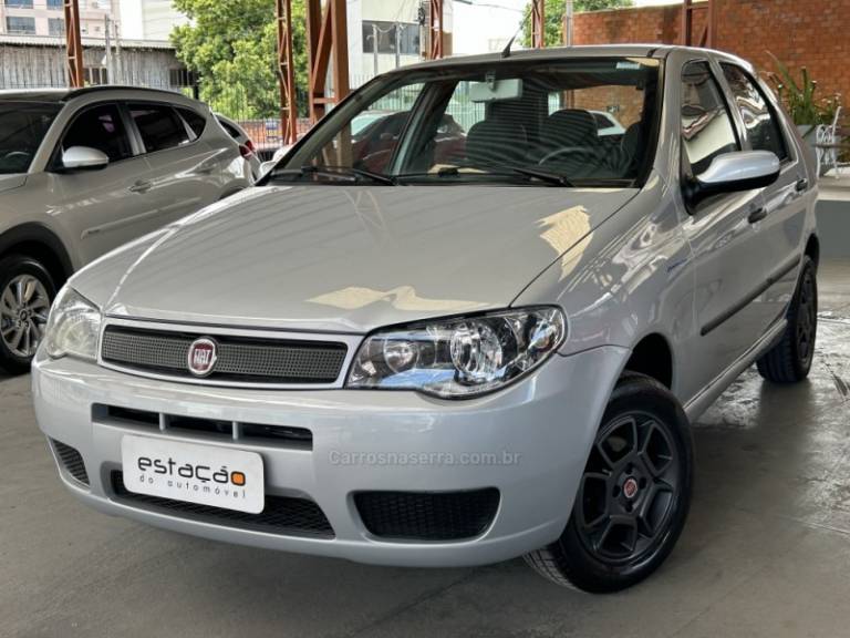 FIAT - PALIO - 2009/2010 - Prata - R$ 28.900,00