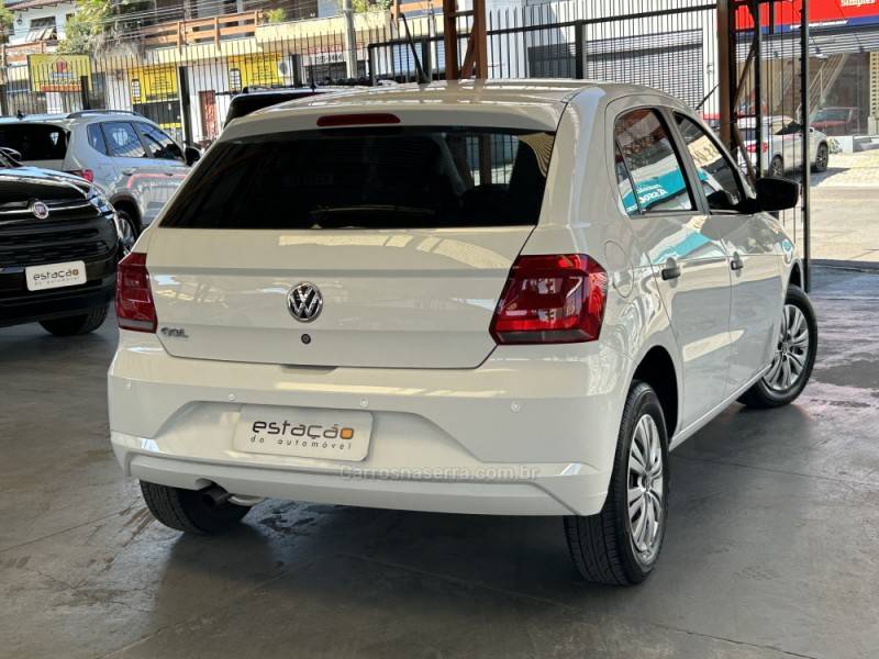 VOLKSWAGEN - GOL - 2019/2020 - Branca - R$ 47.900,00