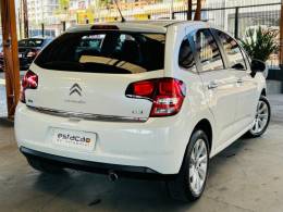 CITROËN - C3 - 2013/2014 - Branca - R$ 45.900,00