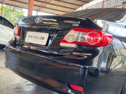 TOYOTA - COROLLA - 2013/2014 - Preta - R$ 66.900,00