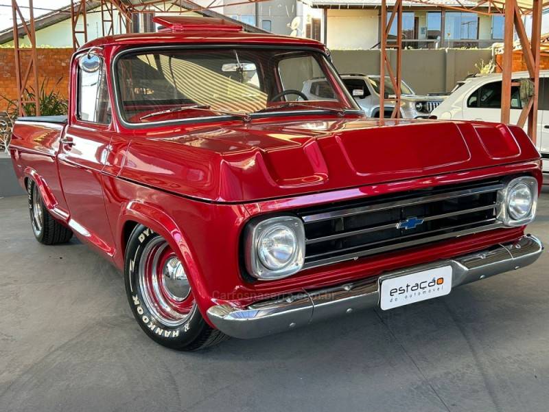 CHEVROLET - D10 - 1982/1983 - Vermelha - R$ 90.000,00