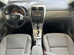 TOYOTA - COROLLA - 2013/2014 - Preta - R$ 67.900,00