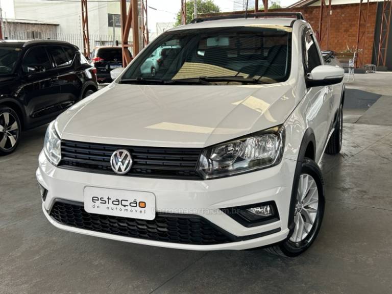 VOLKSWAGEN - SAVEIRO - 2016/2017 - Branca - R$ 61.900,00