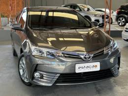 TOYOTA - COROLLA - 2018/2019 - Cinza - R$ 106.900,00