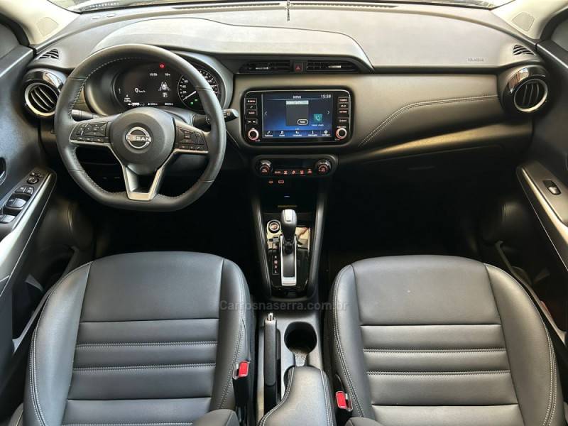 NISSAN - KICKS - 2023/2024 - Branca - R$ 132.900,00