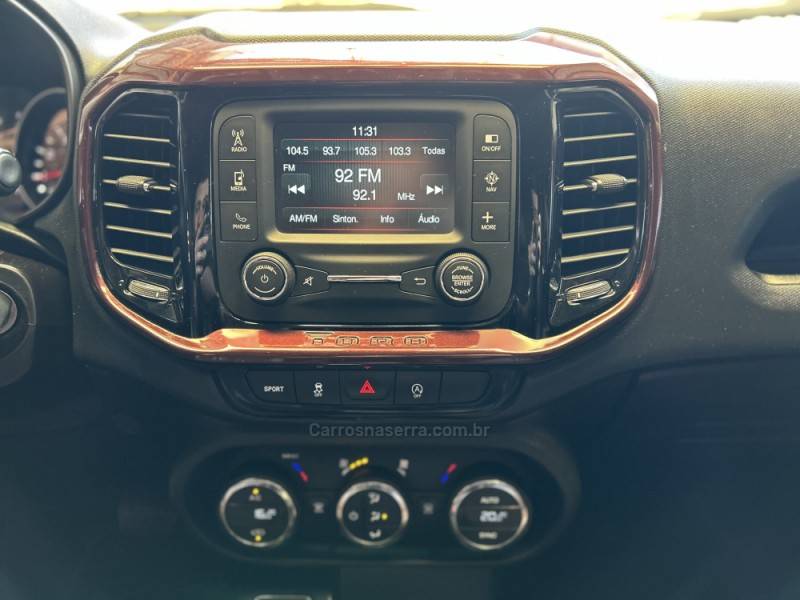 FIAT - TORO - 2019/2019 - Marrom - R$ 93.900,00