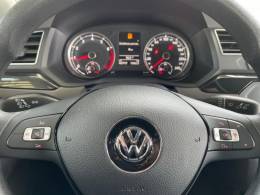 VOLKSWAGEN - VOYAGE - 2016/2017 - Prata - R$ 54.900,00