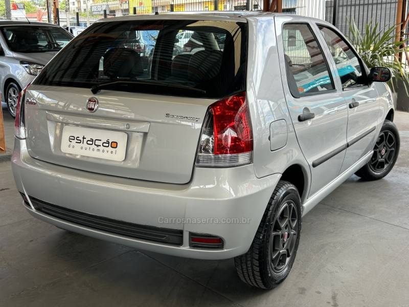 FIAT - PALIO - 2009/2010 - Prata - R$ 28.900,00