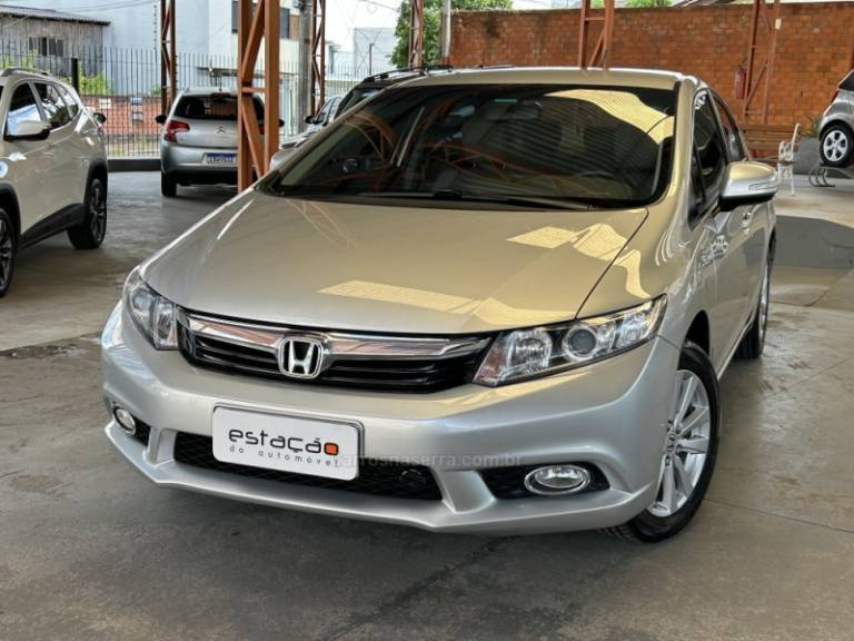 HONDA - CIVIC - 2012/2012 - Prata - R$ 68.900,00