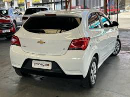 CHEVROLET - ONIX - 2019/2019 - Branca - R$ 58.900,00
